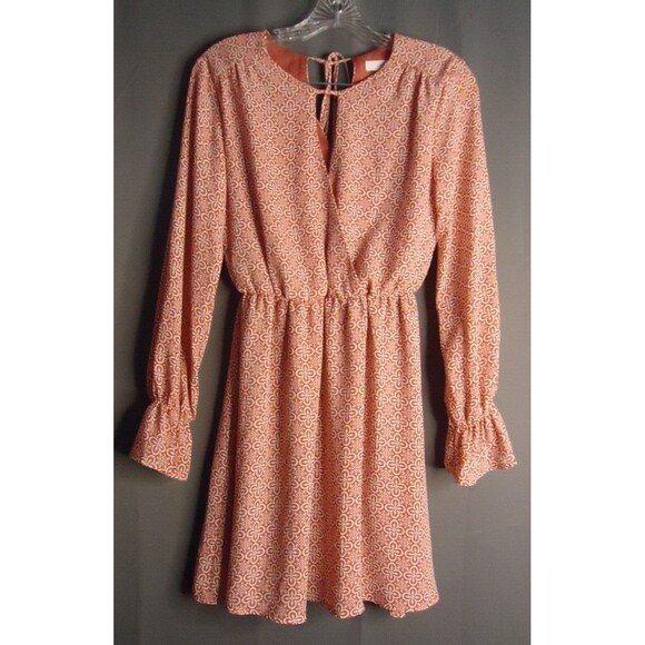 Lush Keyhole Cut Out Cross Body A Line Long Sleeve Dress Size XS Rose Geometric - Picture 3 of 14